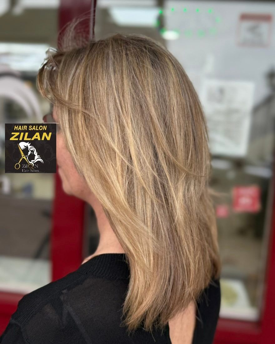 Goudblond, laagjes tot op de schouders